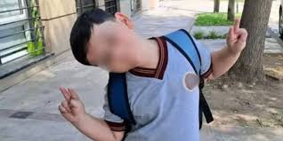 Bastián fue operado por quinta vez y se espera su evolución